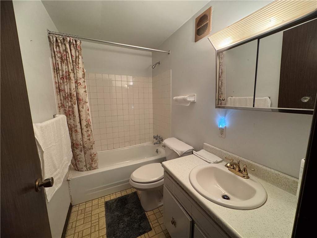 201 King St St, Perryopolis, Pennsylvania image 12