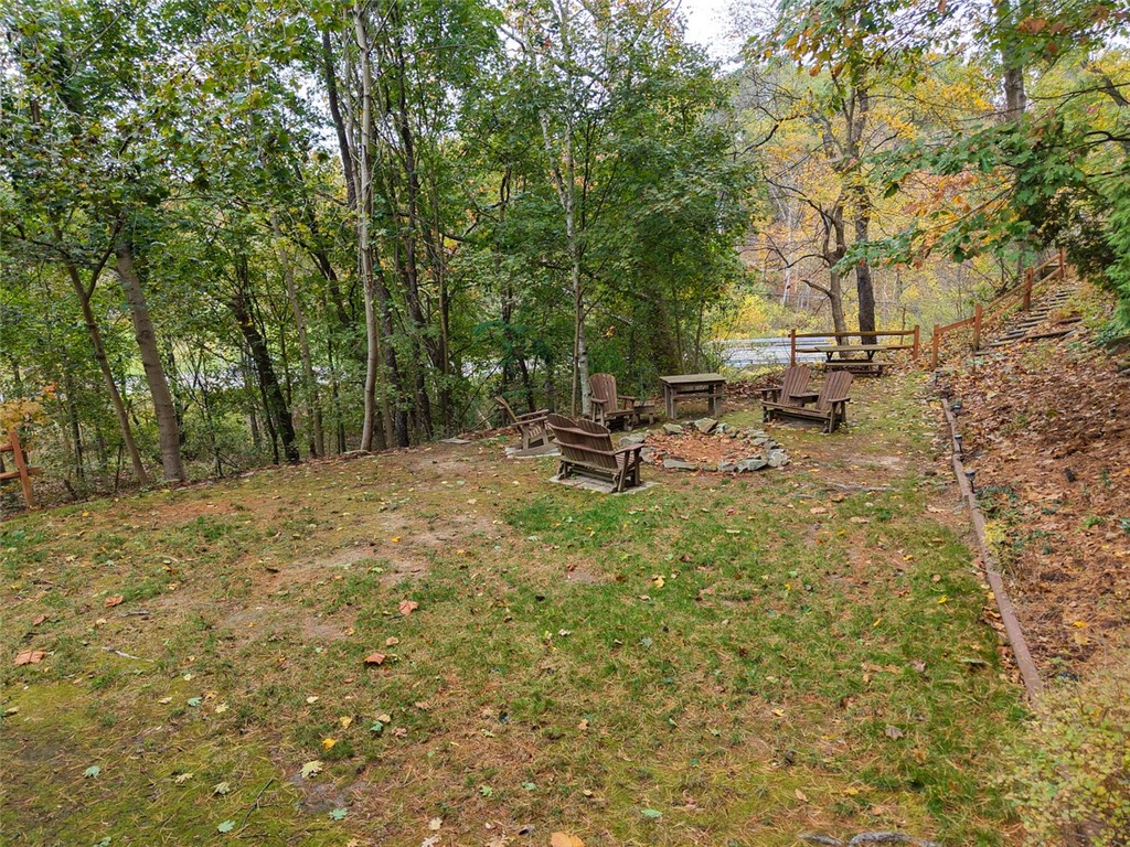 2475 ROYAL VIEW DRIVE