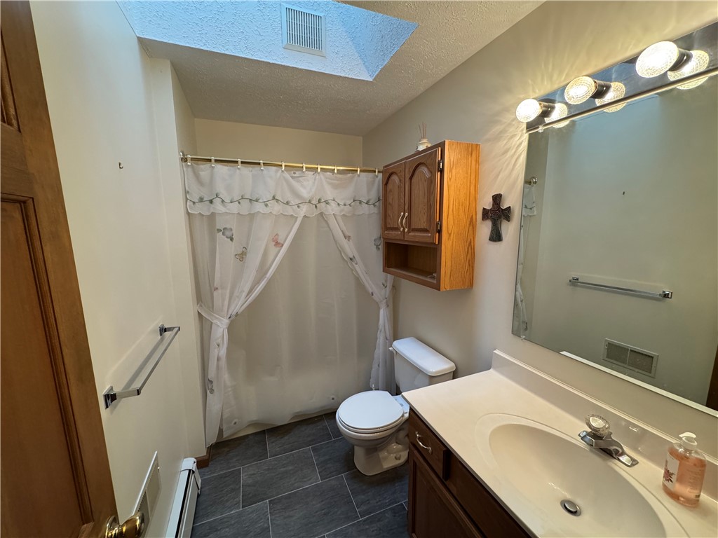 White Twp - Ind, Pennsylvania 15701, United States, 3 Bedrooms Bedrooms, ,3 BathroomsBathrooms,Residential,Active,104133