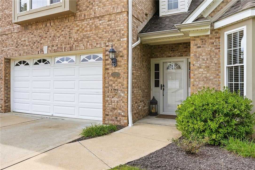 2112 Gables Ct