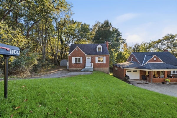 1106 BRINTON RD, PITTSBURGH, PA 15221 - Image 86e3fbc469a63caef1e5e9f2da6ac2d4/3652345242