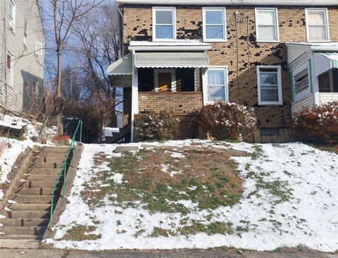 Photo of 635 Large Ave, Clairton, PA 15025 (MLS # 1735213)