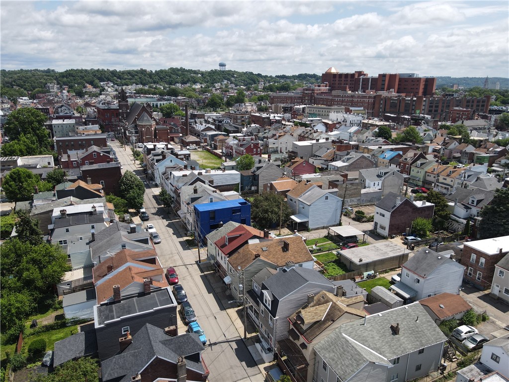 Bloomfield, Pennsylvania 15224, United States, 3 Bedrooms Bedrooms, ,1 BathroomBathrooms,Residential,Active,157475