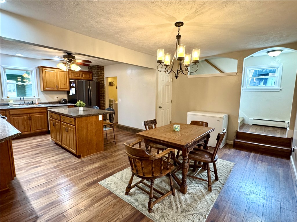 Twp Of But SW, Pennsylvania 16053, United States, 3 Bedrooms Bedrooms, ,4 BathroomsBathrooms,Residential,Contingent,253348