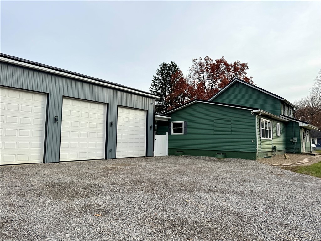 Twp Of But SW, Pennsylvania 16053, United States, 3 Bedrooms Bedrooms, ,4 BathroomsBathrooms,Residential,Contingent,253348