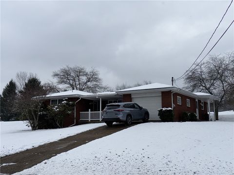 Photo of 129 Byerly Dr, Jeannette, PA 15644 (MLS # 1732680)