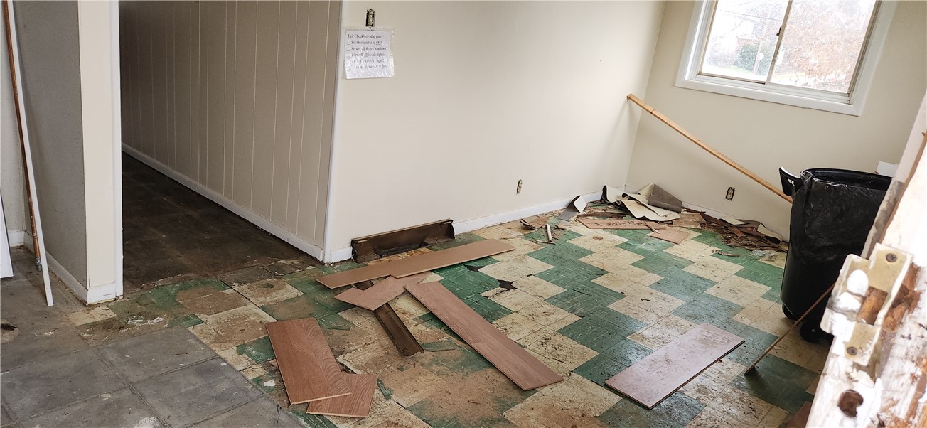 Sharon, Pennsylvania 16146, United States, ,Residential,Contingent,19340