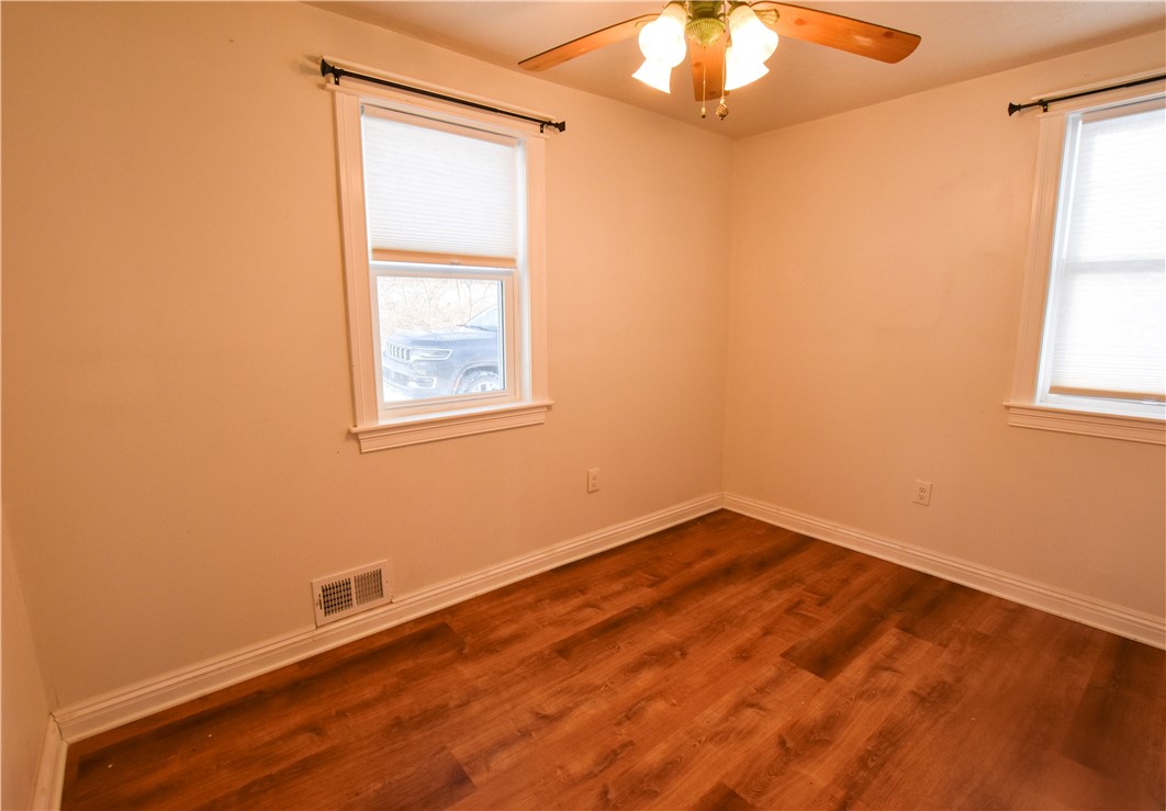 Clinton Twp, Pennsylvania 16056, United States, 2 Bedrooms Bedrooms, ,1 BathroomBathrooms,Residential,Active,20320