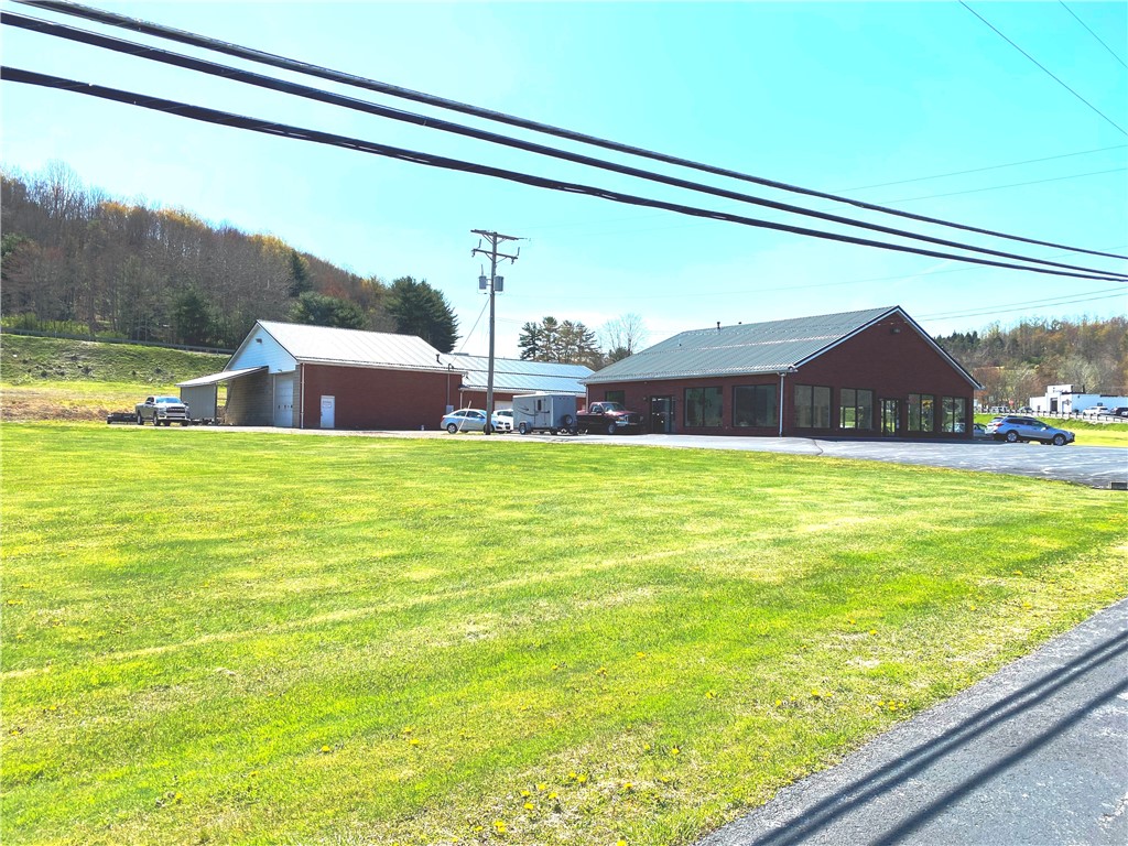 Photo 1 of 21 — 2921 Walston Rd, Punxsutawney Area School District, PA 15767