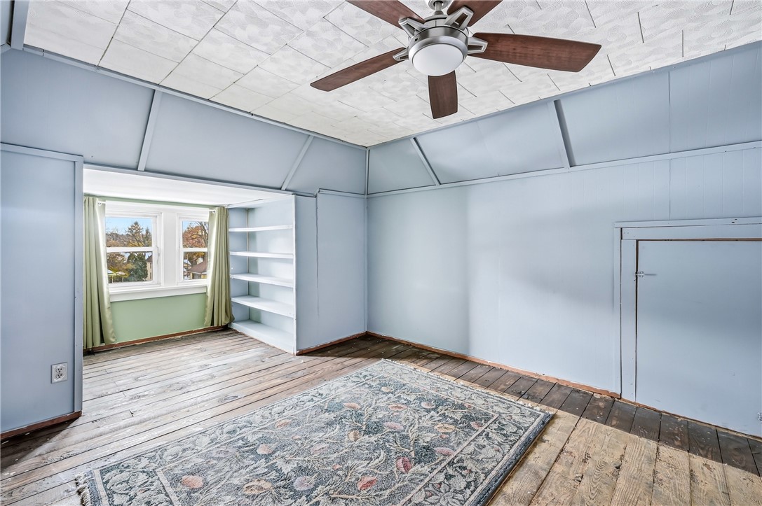 Sharon, Pennsylvania 16146, United States, 4 Bedrooms Bedrooms, ,3 BathroomsBathrooms,Residential,Active,243576