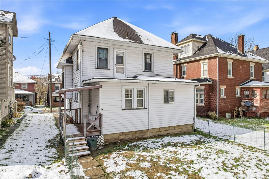 Sharon, Pennsylvania 16146, United States, 4 Bedrooms Bedrooms, ,3 BathroomsBathrooms,Residential,Active,243576