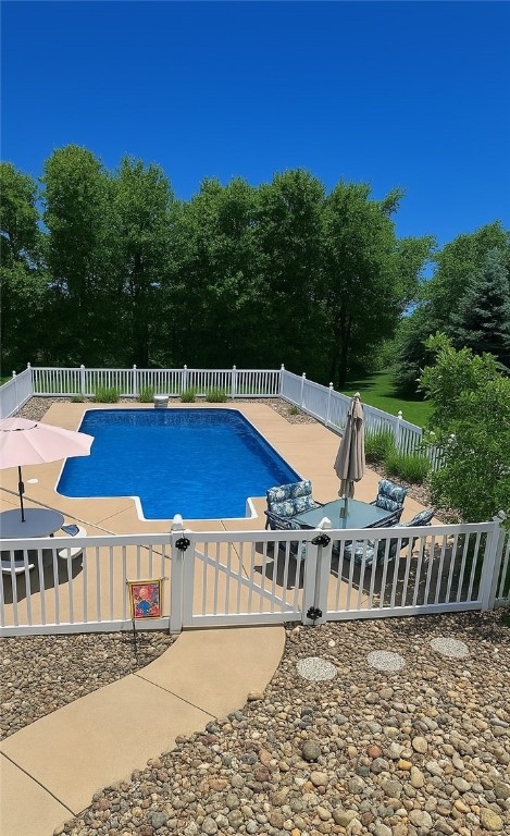 Lancaster Twp, Pennsylvania 16037, United States, 4 Bedrooms Bedrooms, ,4 BathroomsBathrooms,Residential,Active,120075