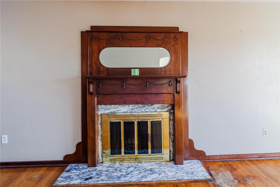 5251 Meadowgreen Dr Dr, Whitehall, Pennsylvania image 6