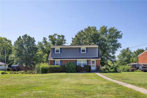 Homes For Sale - 978 Garden City Dr Dr<br/> Monroeville, PA 15146