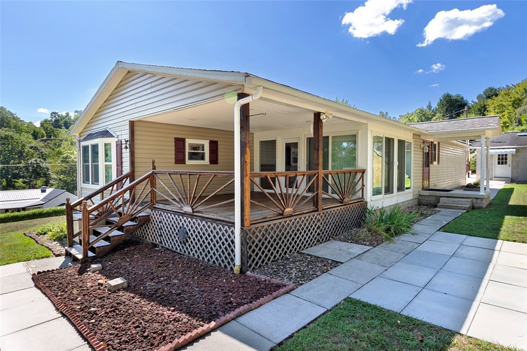 Vanderbilt, Pennsylvania 15486, United States, 3 Bedrooms Bedrooms, ,3 BathroomsBathrooms,Residential,Active,204034