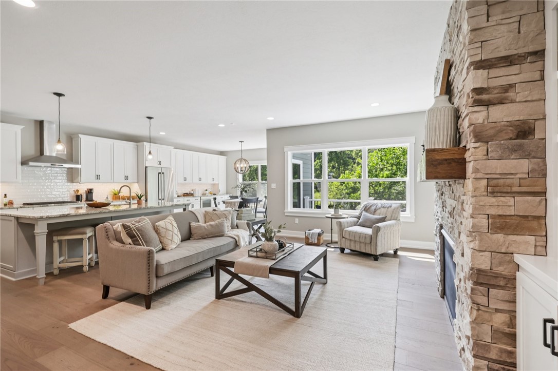 Marshall, Pennsylvania 15090, United States, 4 Bedrooms Bedrooms, ,5 BathroomsBathrooms,Residential,Active,215914