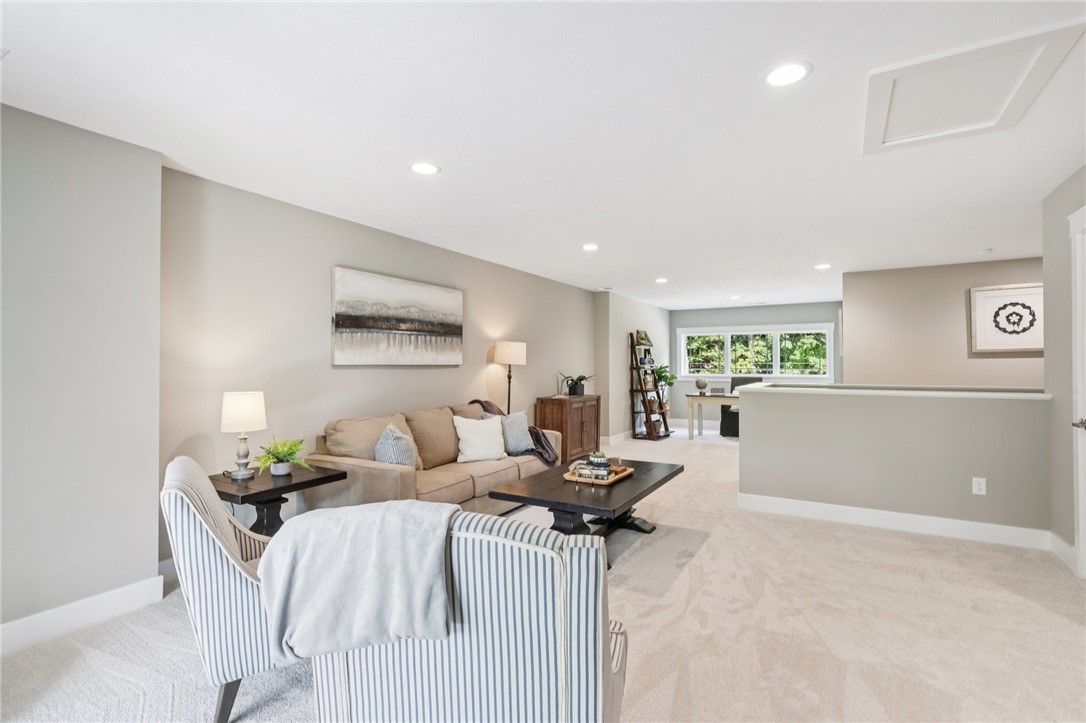 Marshall, Pennsylvania 15090, United States, 4 Bedrooms Bedrooms, ,5 BathroomsBathrooms,Residential,Active,215914