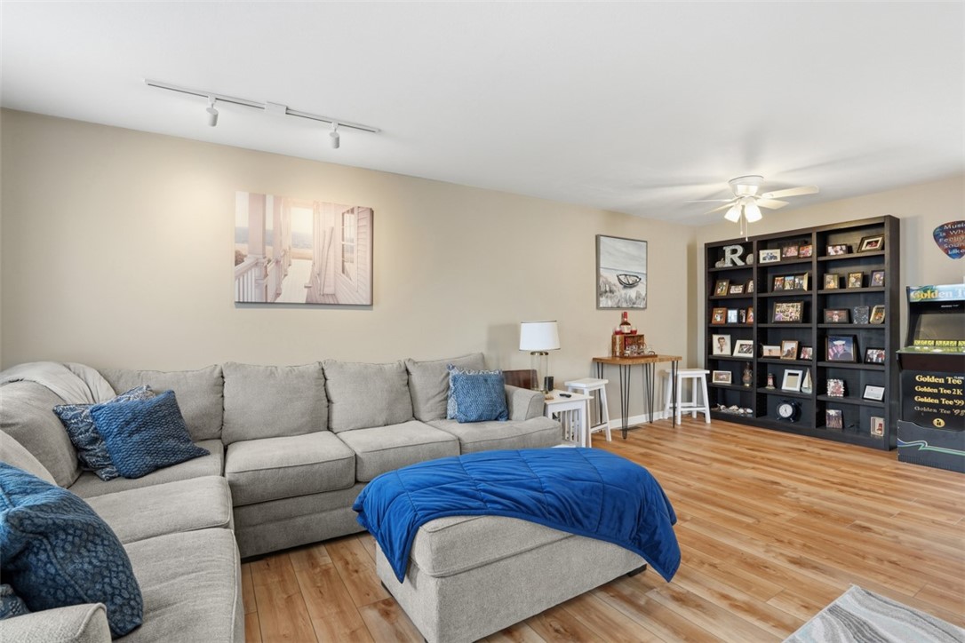 112 Hillvue Dr