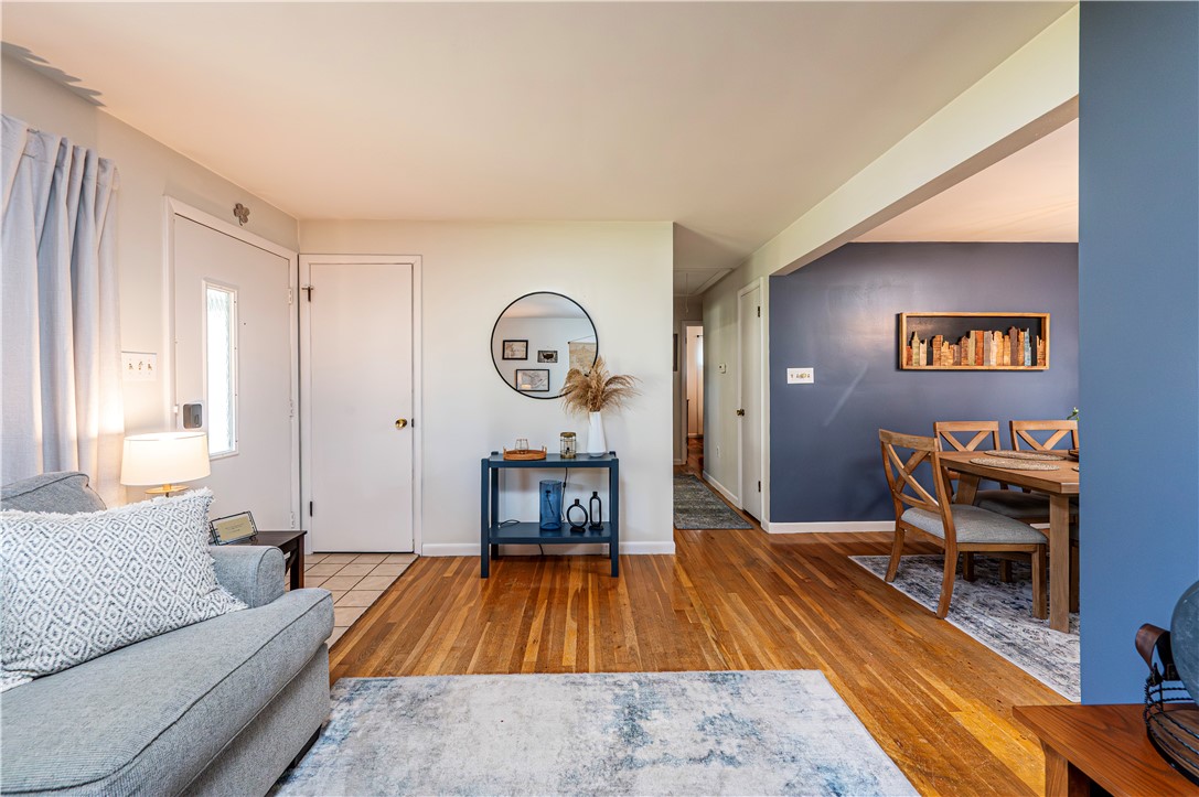 Hempfield Twp, Pennsylvania 15697, United States, 3 Bedrooms Bedrooms, ,1 BathroomBathrooms,Residential,Active,225162