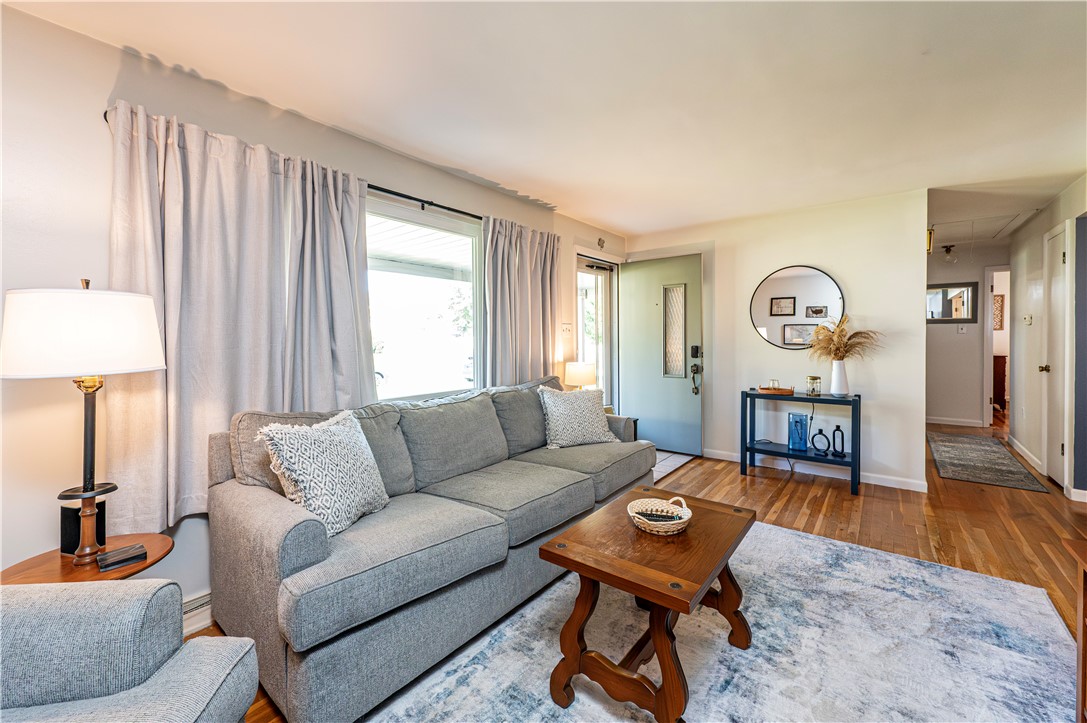 Hempfield Twp, Pennsylvania 15697, United States, 3 Bedrooms Bedrooms, ,1 BathroomBathrooms,Residential,Active,225162