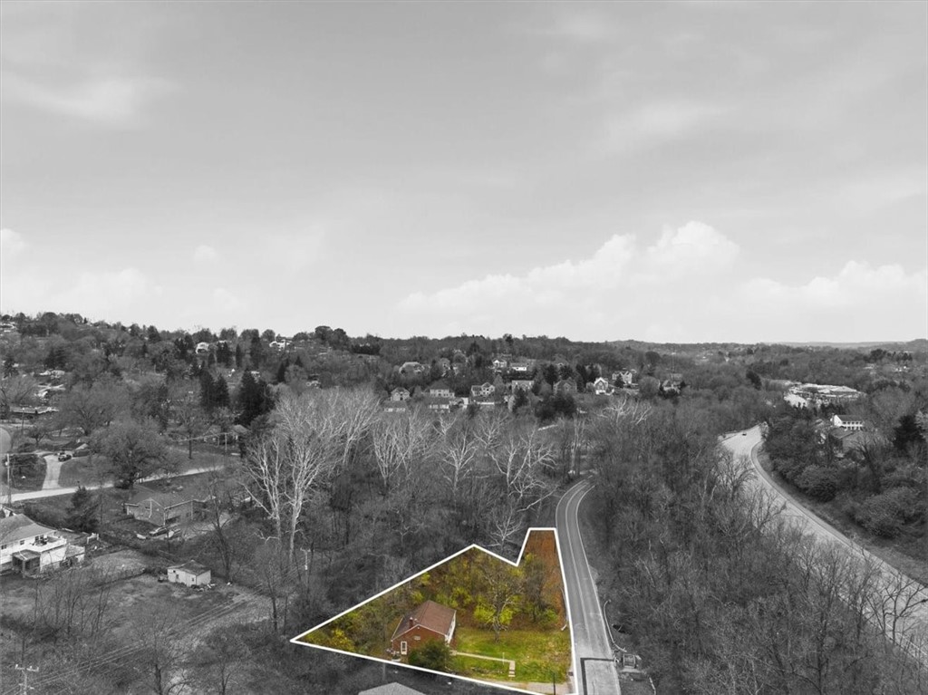 Upper St Clair, Pennsylvania 15241, United States, 4 Bedrooms Bedrooms, ,2 BathroomsBathrooms,Residential,Contingent,246757