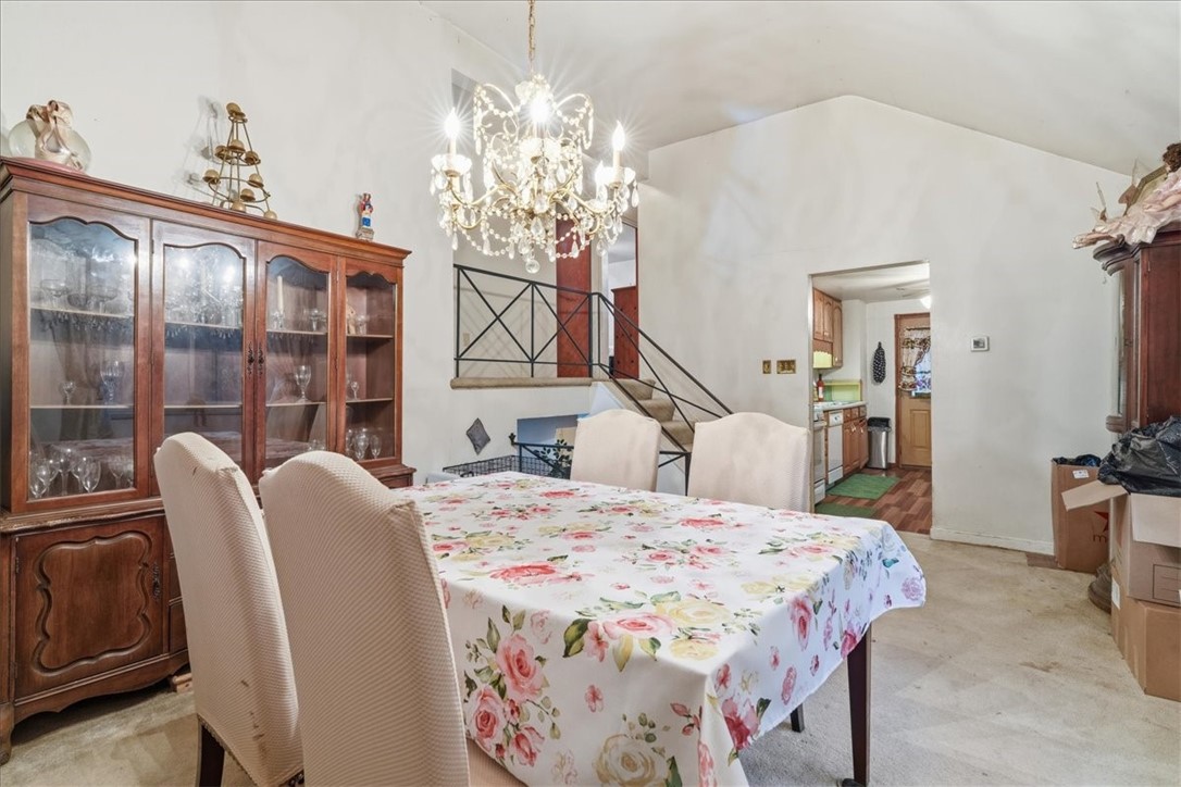 Upper St Clair, Pennsylvania 15241, United States, 4 Bedrooms Bedrooms, ,2 BathroomsBathrooms,Residential,Contingent,246757