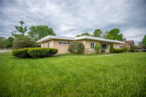 Photo for 225 Victory Dr