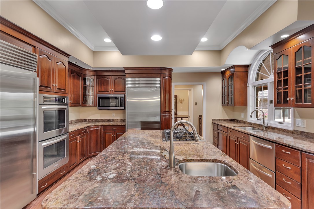 850 12th Street St, Oakmont, Pennsylvania image 32