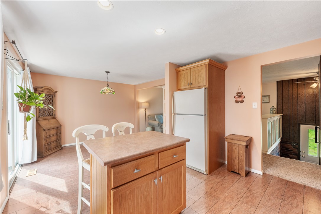 North Strabane, Pennsylvania 15317, United States, 3 Bedrooms Bedrooms, ,3 BathroomsBathrooms,Residential,Contingent,110410