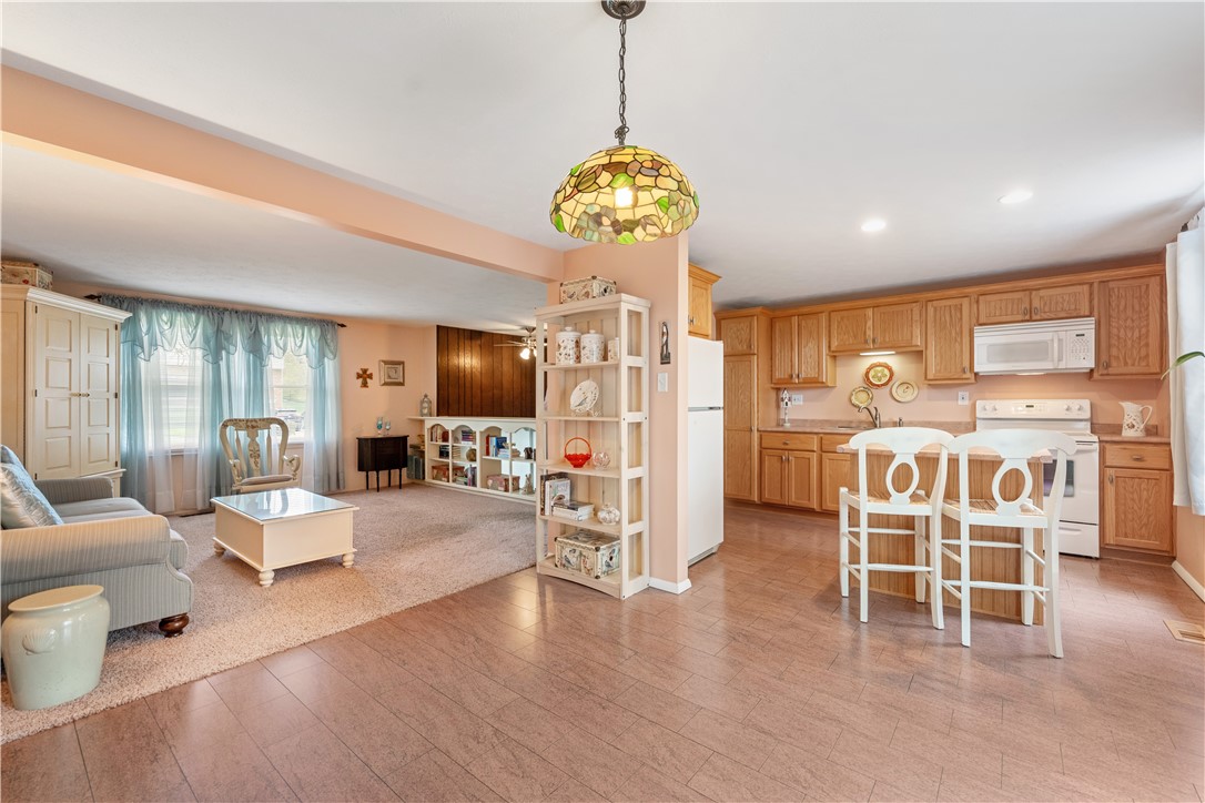 North Strabane, Pennsylvania 15317, United States, 3 Bedrooms Bedrooms, ,3 BathroomsBathrooms,Residential,Contingent,110410