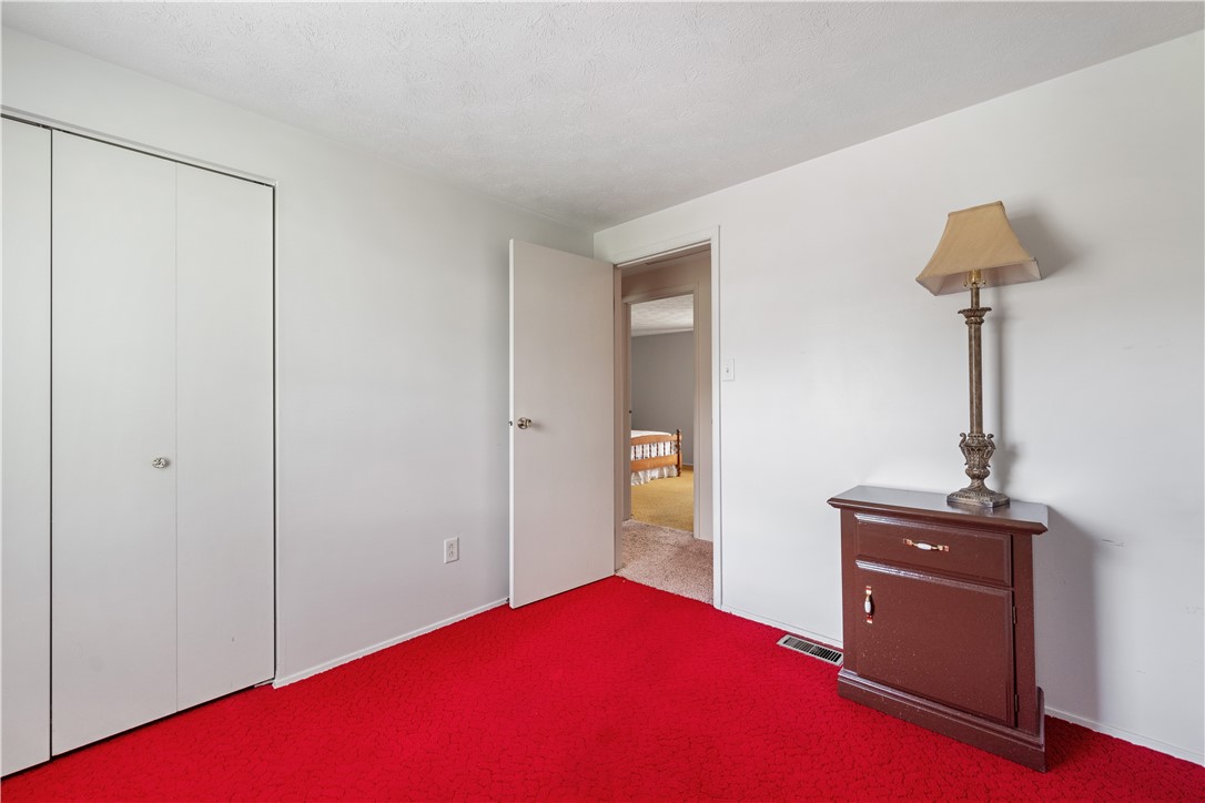 North Strabane, Pennsylvania 15317, United States, 3 Bedrooms Bedrooms, ,3 BathroomsBathrooms,Residential,Contingent,110410