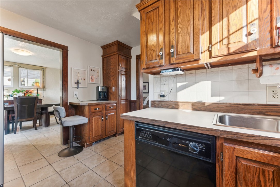 Latrobe, Pennsylvania 15650, United States, 3 Bedrooms Bedrooms, ,2 BathroomsBathrooms,Residential,Active,225864