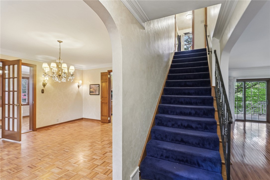 12 Holland Road