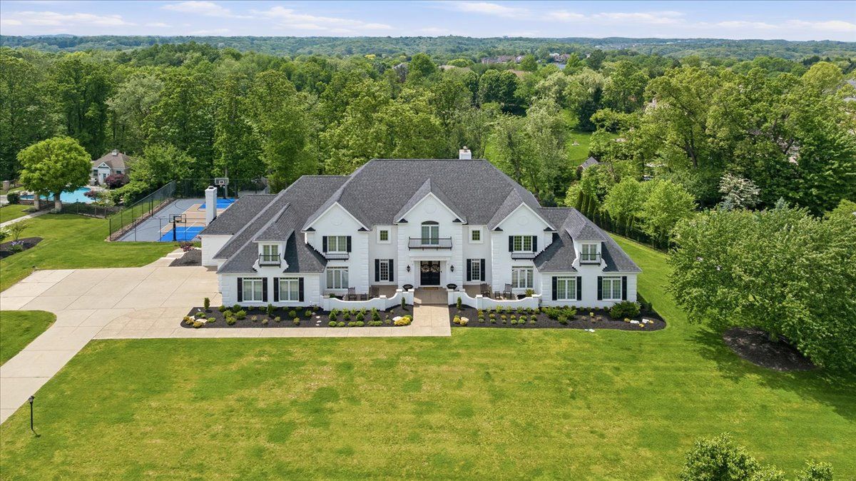 527 Salem Heights Drive