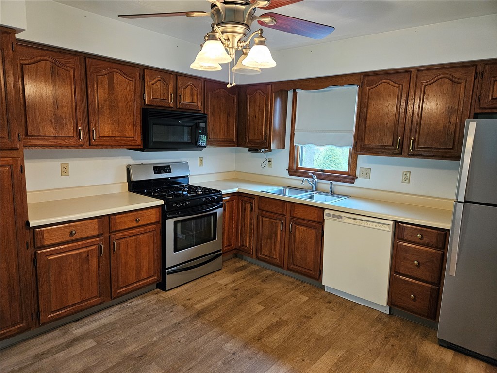 White Twp - Ind, Pennsylvania 15701, United States, 3 Bedrooms Bedrooms, ,3 BathroomsBathrooms,Residential,Pending,108415