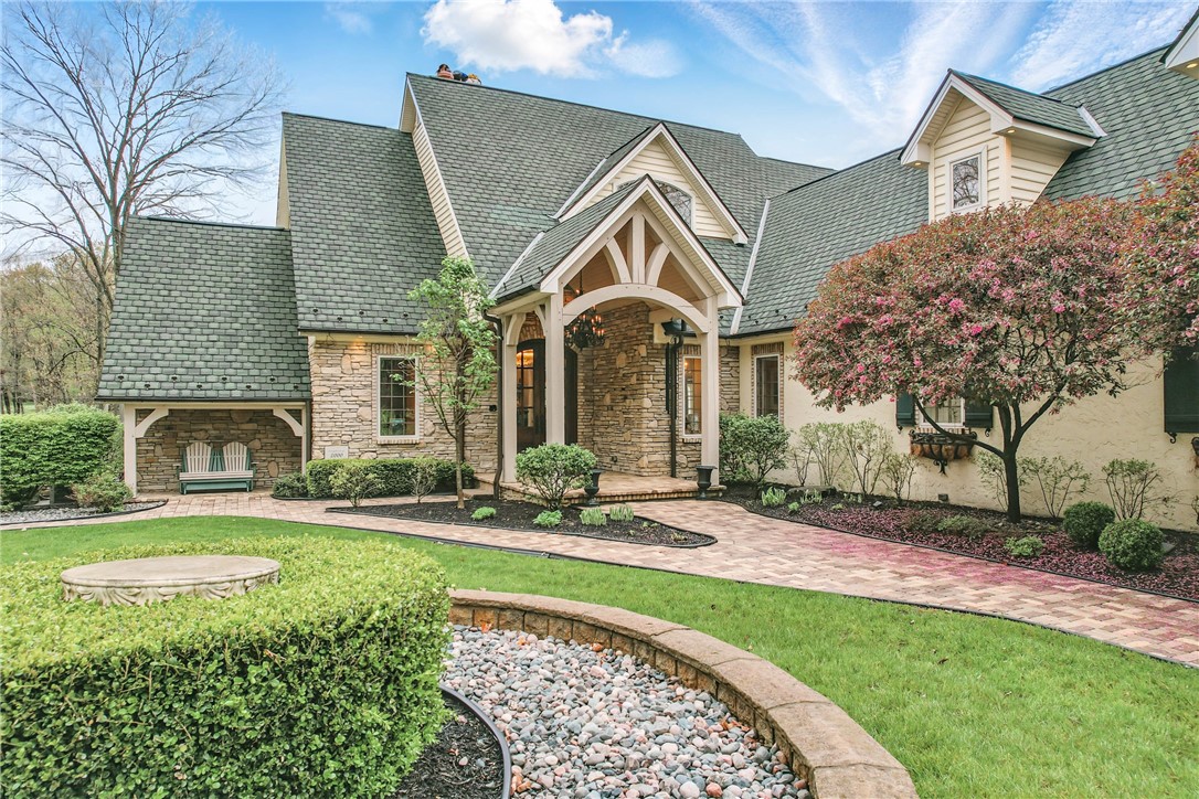 1 Grandview Dr
