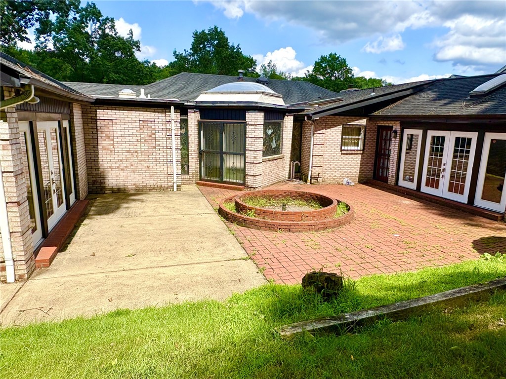 1900 GARRICK DRIVE
