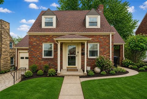 Photo of 12 Penn Dr, Pittsburgh, PA 15214 (MLS # 1752049)