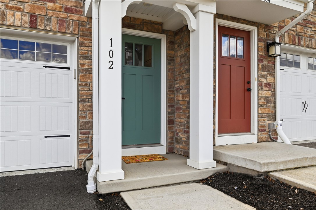 102 Lupine Dr