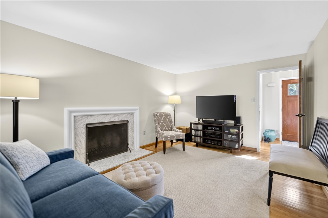 McCandless, Pennsylvania 15237, United States, 4 Bedrooms Bedrooms, ,3 BathroomsBathrooms,Residential,Contingent,216057