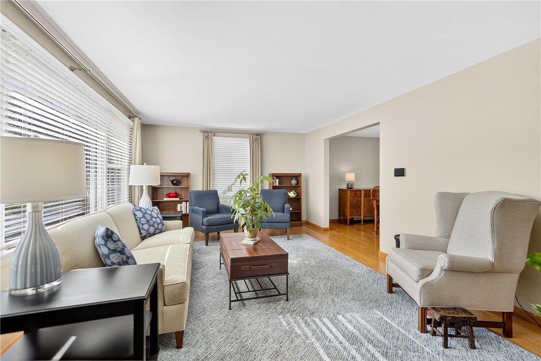 McCandless, Pennsylvania 15237, United States, 4 Bedrooms Bedrooms, ,3 BathroomsBathrooms,Residential,Contingent,216057