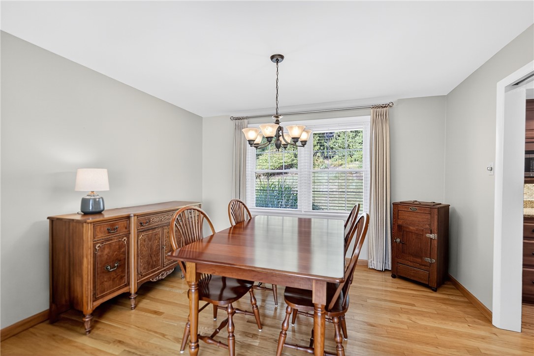 McCandless, Pennsylvania 15237, United States, 4 Bedrooms Bedrooms, ,3 BathroomsBathrooms,Residential,Contingent,216057