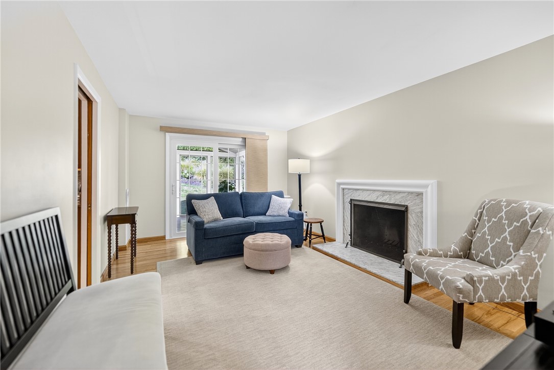 McCandless, Pennsylvania 15237, United States, 4 Bedrooms Bedrooms, ,3 BathroomsBathrooms,Residential,Contingent,216057