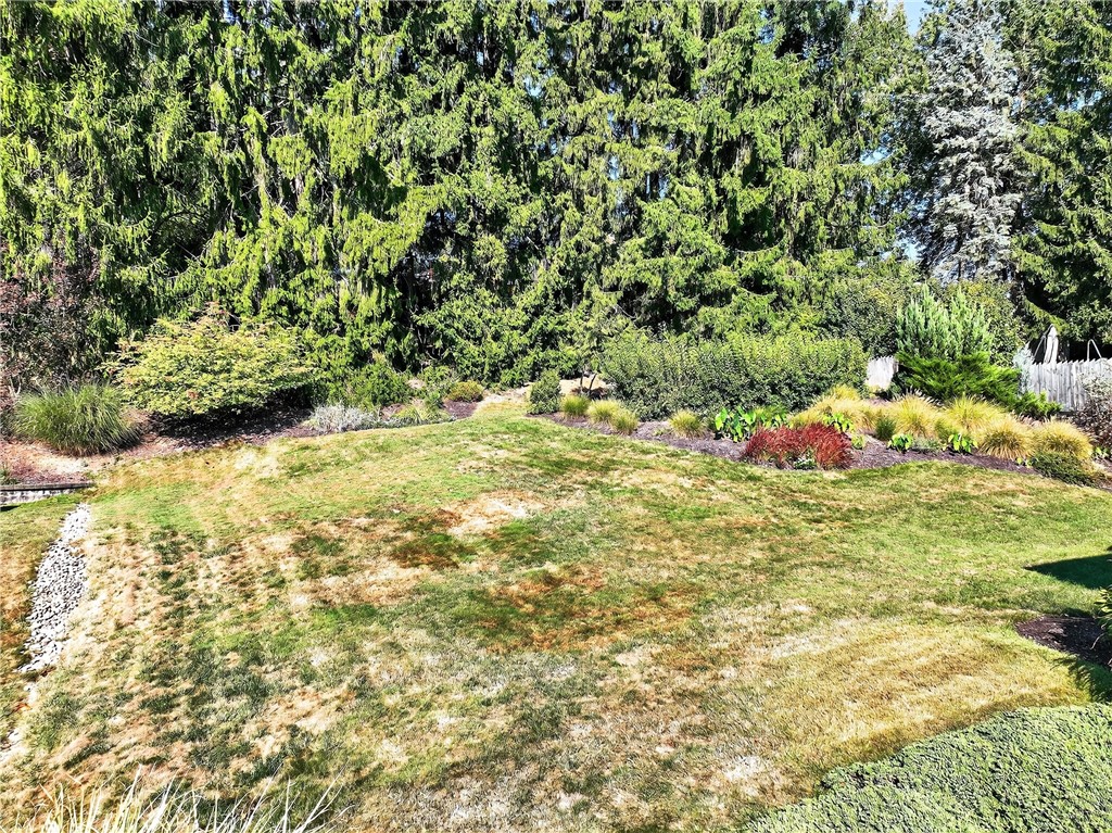 McCandless, Pennsylvania 15237, United States, 4 Bedrooms Bedrooms, ,3 BathroomsBathrooms,Residential,Contingent,216057