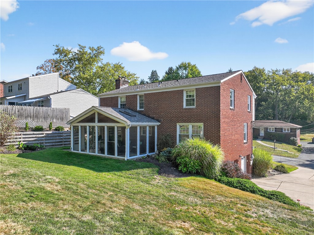 McCandless, Pennsylvania 15237, United States, 4 Bedrooms Bedrooms, ,3 BathroomsBathrooms,Residential,Contingent,216057