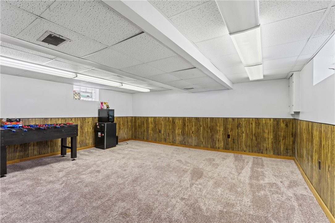 400 Michigan Ave Ave, Jeannette, Pennsylvania image 31