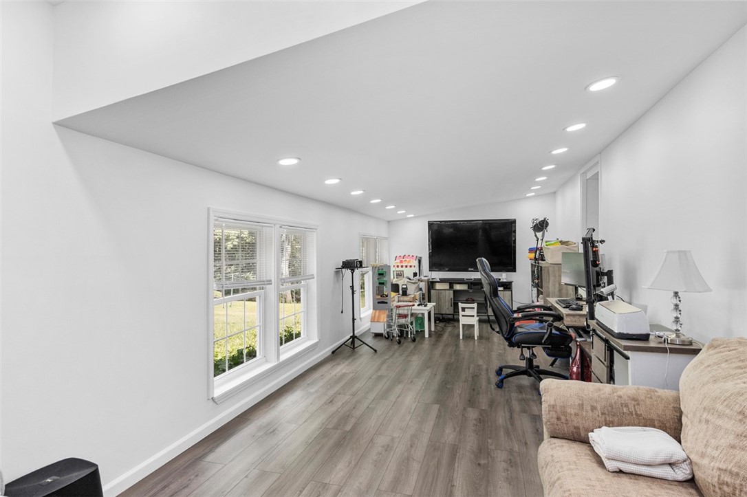 Murrysville, Pennsylvania 15668, United States, 5 Bedrooms Bedrooms, ,3 BathroomsBathrooms,Residential,Active,192400