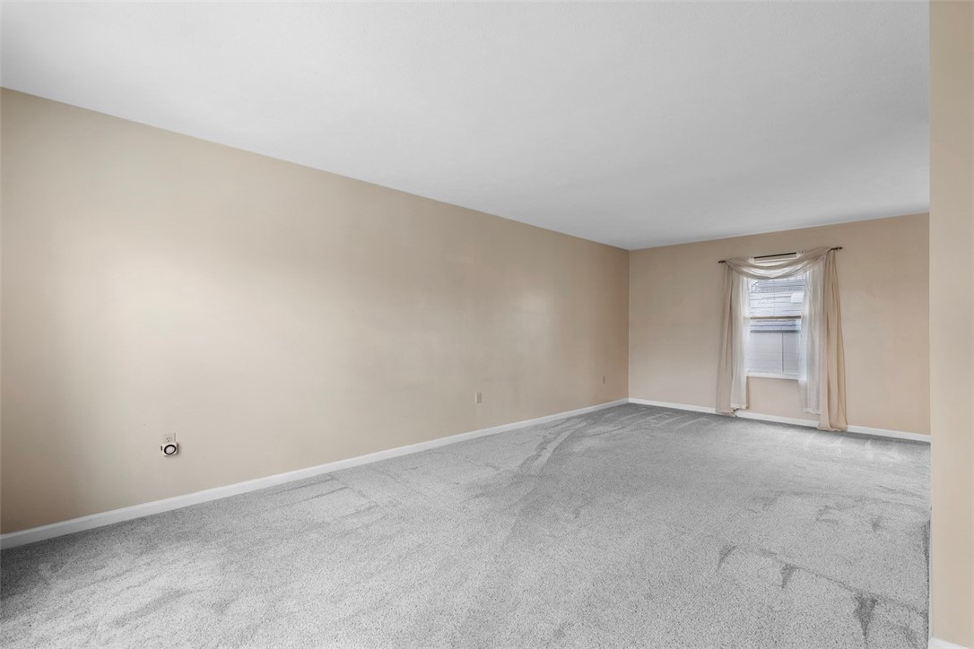 111 Stratford Ct, New Stanton, Pennsylvania image 9
