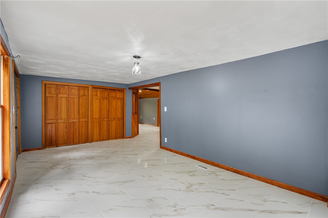 101 Weber Rd