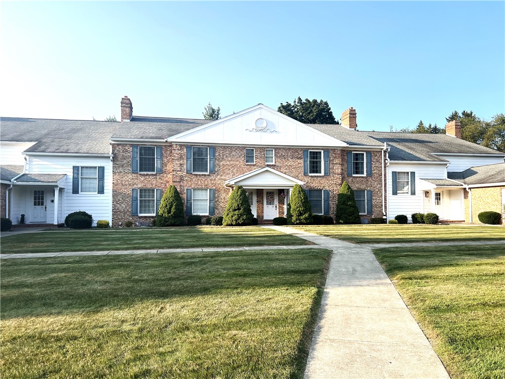 View Neshannock Twp, PA 16105 condo